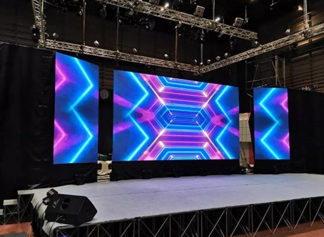 Read more about the article How Much Does It Cost to Hire a LED Display Screen?